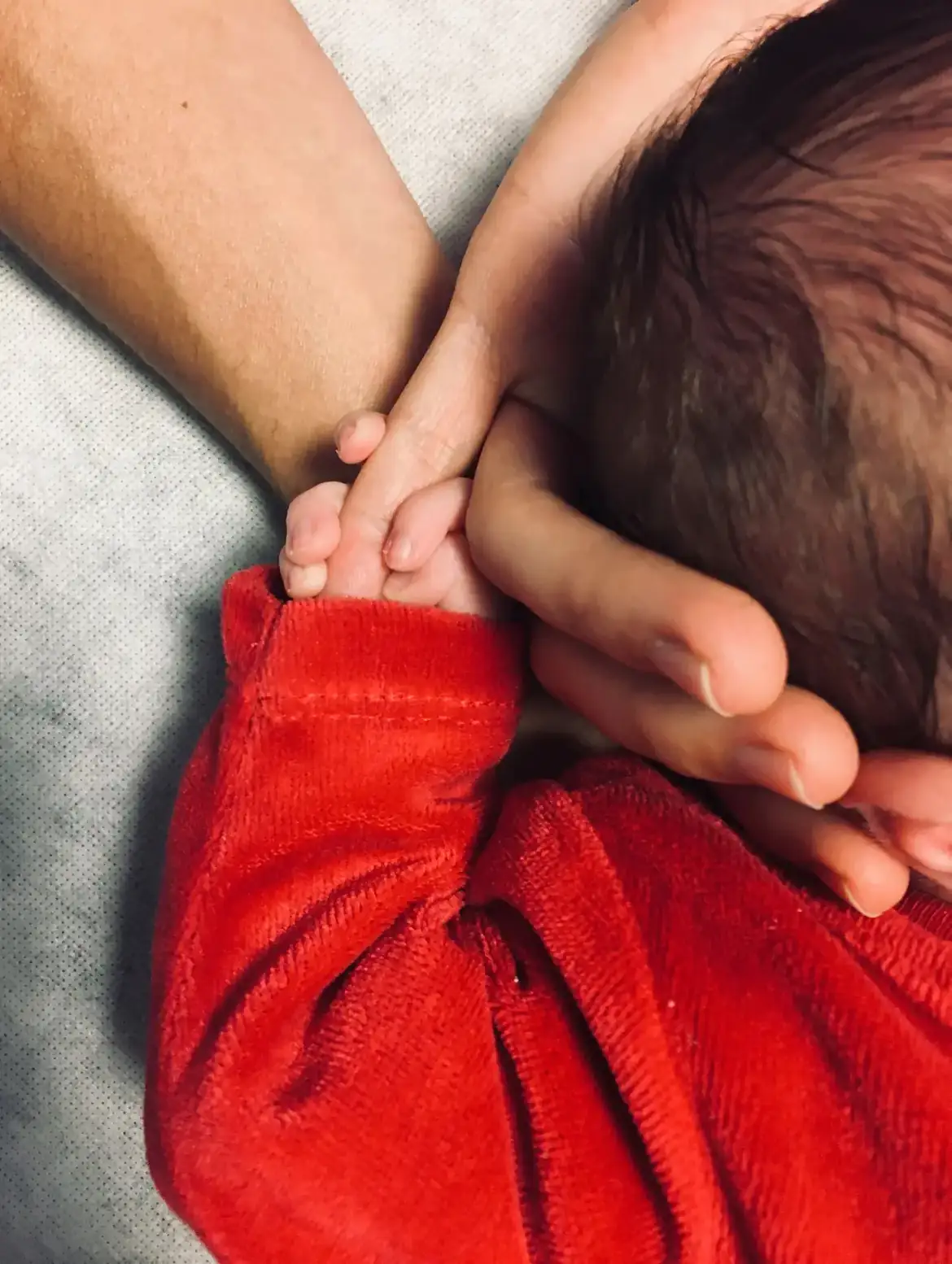 Ostéopathie pédiatrique - soin crânien nourrisson